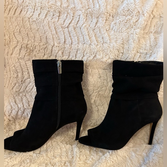 Brand new Vince Camuto peep toe booties - Picture 1 of 3